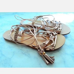 Nanette Lapore 7M Width Strappy Leg Wrap Flat Sandals Champagne Pink Silver Bead